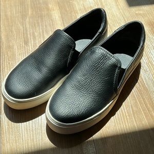 Ugg Slip on Sneakers
